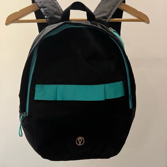 Ivivva Backpack - Picture 1 of 4